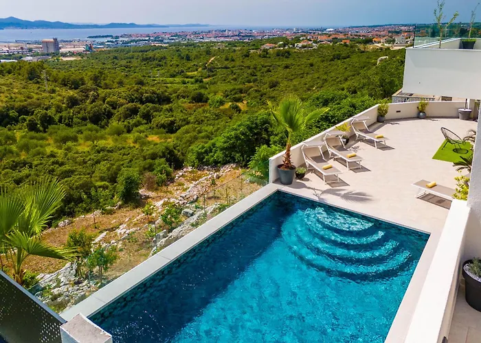 Hill Villa *