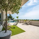 Hill Villa