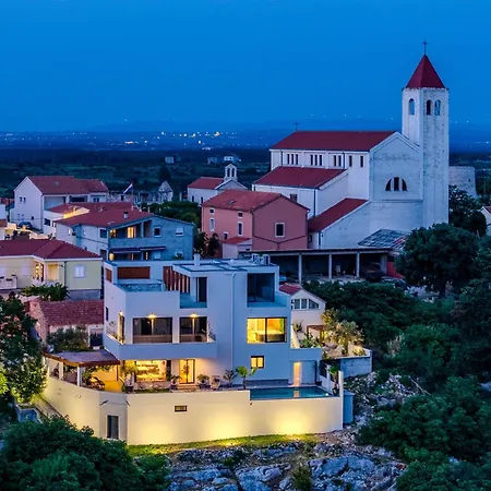 Hill * Zadar
